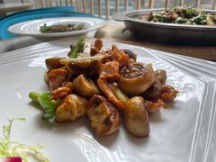 香煎口蘑脆爽肉-周三的情书花园餐厅(江北店)