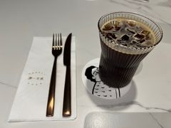 美式咖啡-潮一不贰·法式甜品·生日蛋糕·西式简餐(外滩店)