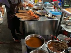 自助取餐区-学街秀兰麻辣烫
