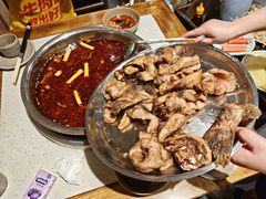 -肖肖酸萝卜鱼火锅(总店)