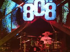 -808 LiveHouse