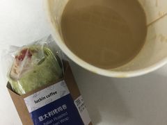 -瑞幸咖啡(1+1大厦店)