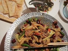 -小鱼小牛·鱼牛干锅·脆鱼火锅(世欧广场店)