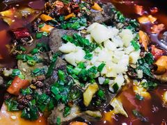 -魏铭鱼头捞饭(晋阳路店)