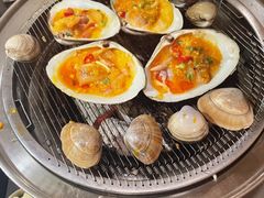 -围炉肉舍•炭烤活鳗•丹东海鲜烤肉(步行街店)