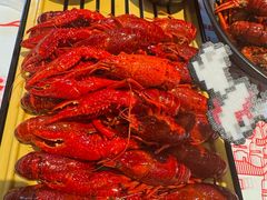 -肥肥虾庄·金牌油焖大虾(汉街SKP店)