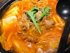 肥牛泡菜锅-樱町三味日本料理(城乡世纪广场店)