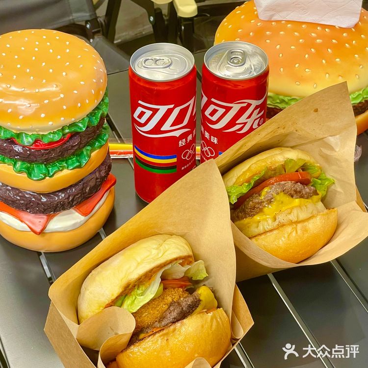 在杭州！！竟然有牛肉汉堡自助