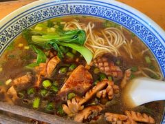 -沪西老弄堂面馆(定西路店)