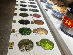 -乡土黄·鲜牛肉火锅·小龙虾(兴业街店)