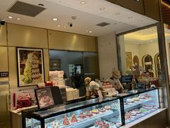 -花花卷卷·鲜食蛋糕(静安久光百货店)