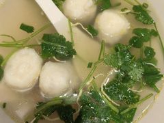 -小杨生煎(金山百联购物中心3楼店)