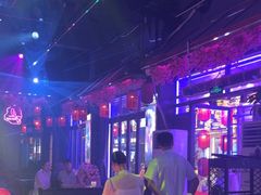 -喜鹊音乐酒馆(西街店)