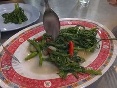 -Saengchai Phochana