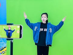 -蓝话筒·少儿成人演讲口才·主持朗诵·戏剧表演(大华第一坊店)