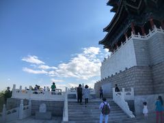 -定都峰