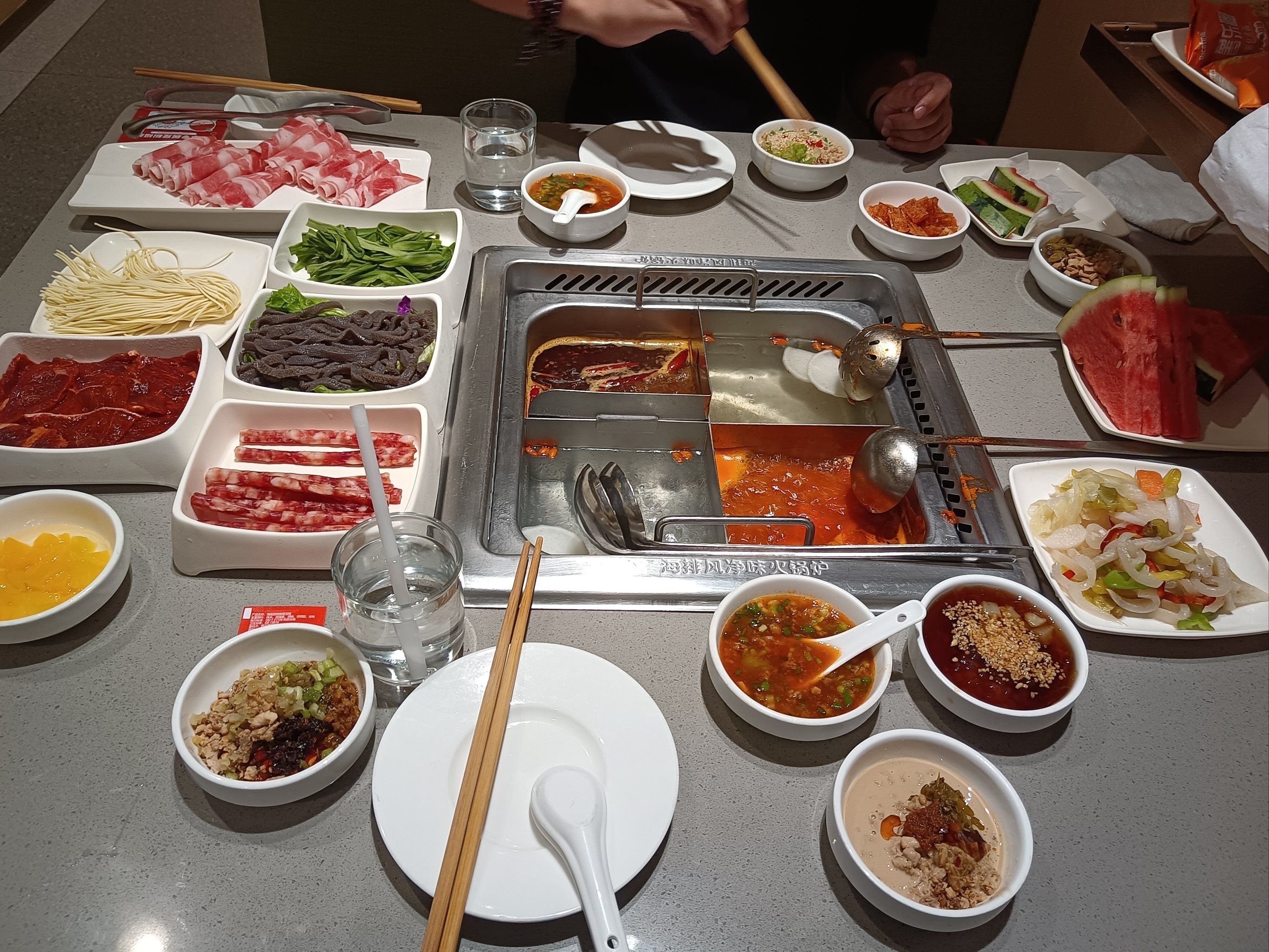 请问,海底捞,你在搞什么飞机