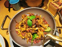 手撕扁担鸡-吃饭皇帝大(解放西路店)