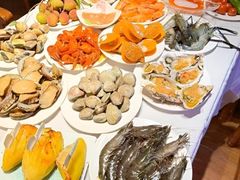 -领鲜活海鲜榴莲自助火锅(东门店)