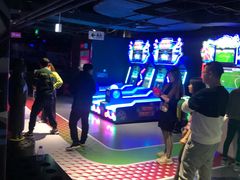 -VS SPORTS PARK运动玩乐园·团建·生日会(合生汇店)