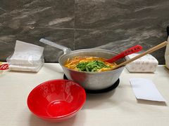 -铁锅哥米线