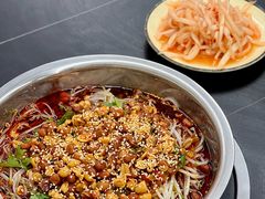 -周良天山牛杂城(天山路总店)