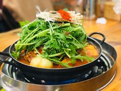 -喇喇排骨火锅·传统韩式脊骨汤(望京西园总店)