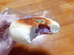 日式香芋紫薯面包-欢牛蛋糕屋(萧山万象汇店)
