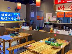 -黔二妞地摊火锅(龙华清湖店)