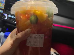 霸气水果桶-九里香奶茶果汁(碧湖店)