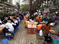 iphone_upload_pic-海南大学南门小吃一条街(海甸三西路店)