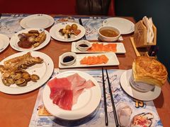 -四海一家自助餐(益田假日广场店)