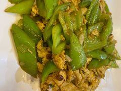 -鑫渔港海鲜本地菜·山海关浑锅(东戴河店)