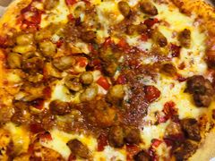 -达美乐比萨(南京路店)