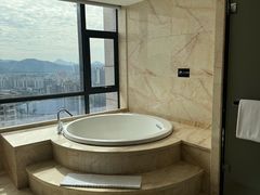 -中山利和希尔顿酒店