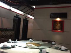 -佬湘楼·27年湘菜(天河都市广场店)