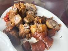 -老鼎万春卤菜(五代传承创始老店)