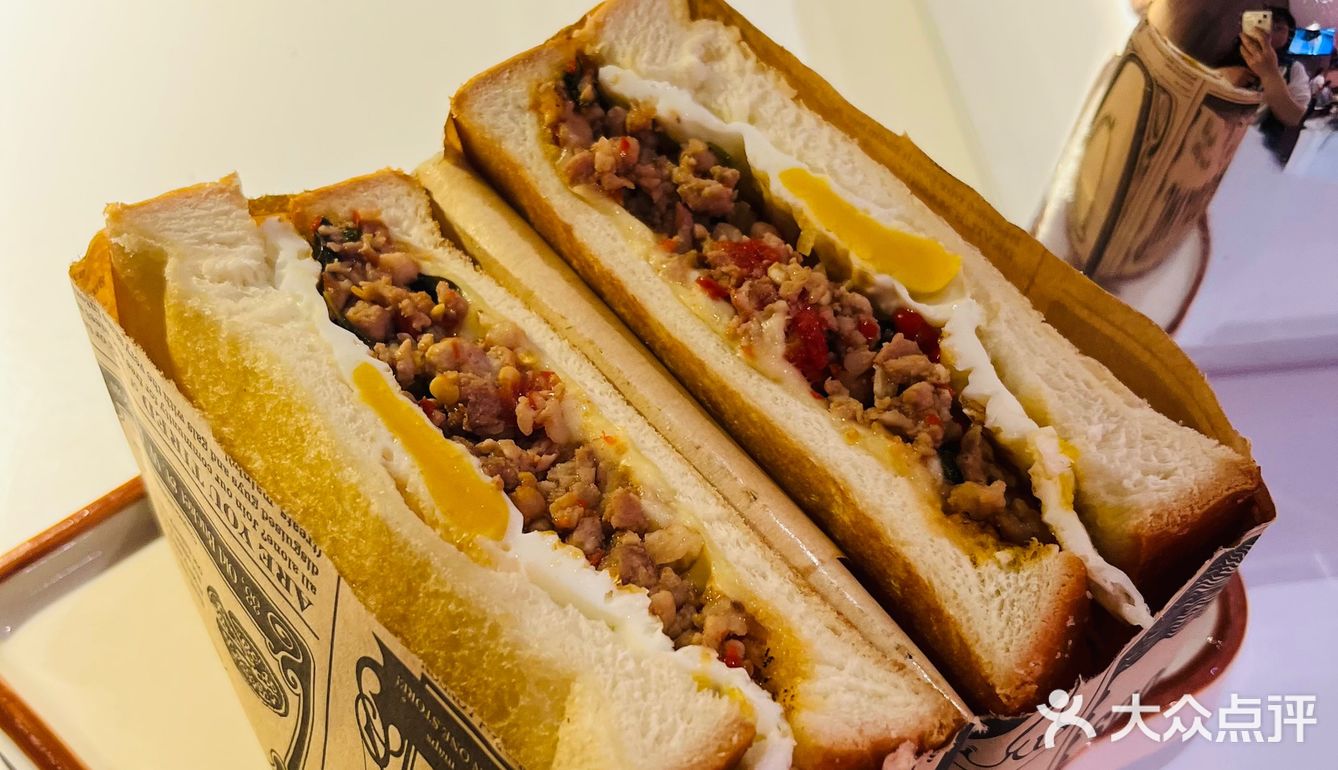第一次吃铁板三明治🥪公主们好好吃呀！团购优惠
