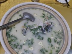 -美顺香食府鱼头老店(雪野湖店)