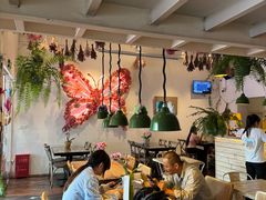 -北平花园·MUA摩造汉堡·北平咖啡(南锣鼓巷胡同店)