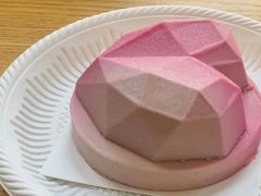粉爱草莓甜心蛋糕-星巴克(丁香国际商业中心店)