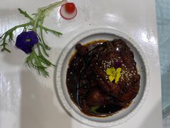 -王朝大酒店徐汇店-地面停车场