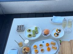 -瑰丽酒店·海吧·天际下午茶·现场DJ·天台酒吧