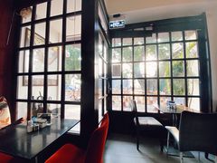 靠窗位-安德鲁饼店(总店)
