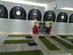 客厅，小课练习室。-瑜舍瑜伽连锁教室