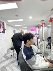 -米娜护肤造型