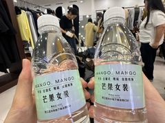 -王府井百货(中州中路店)