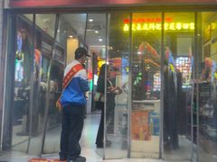 -卤校长老火锅(杨家坪直营店)