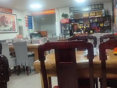 -溢心园香河肉饼总店