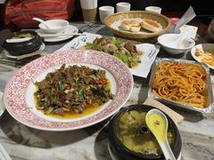 -蔼若春.传承三十年云南菜(金碧公园店)